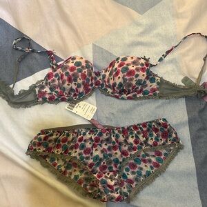 NWT floral Lingerie set
